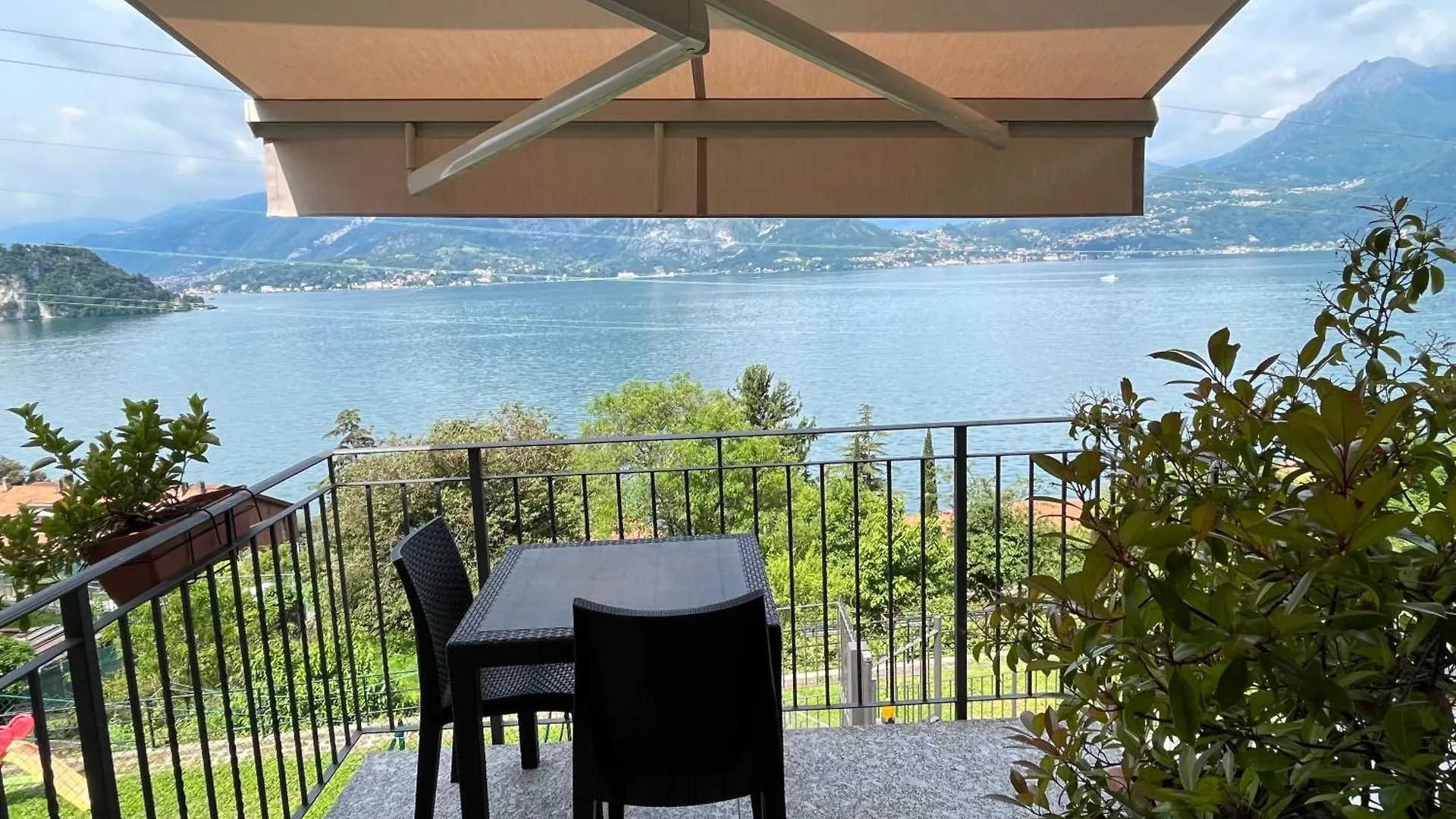 Ferienhaus La Punta Di Varenna